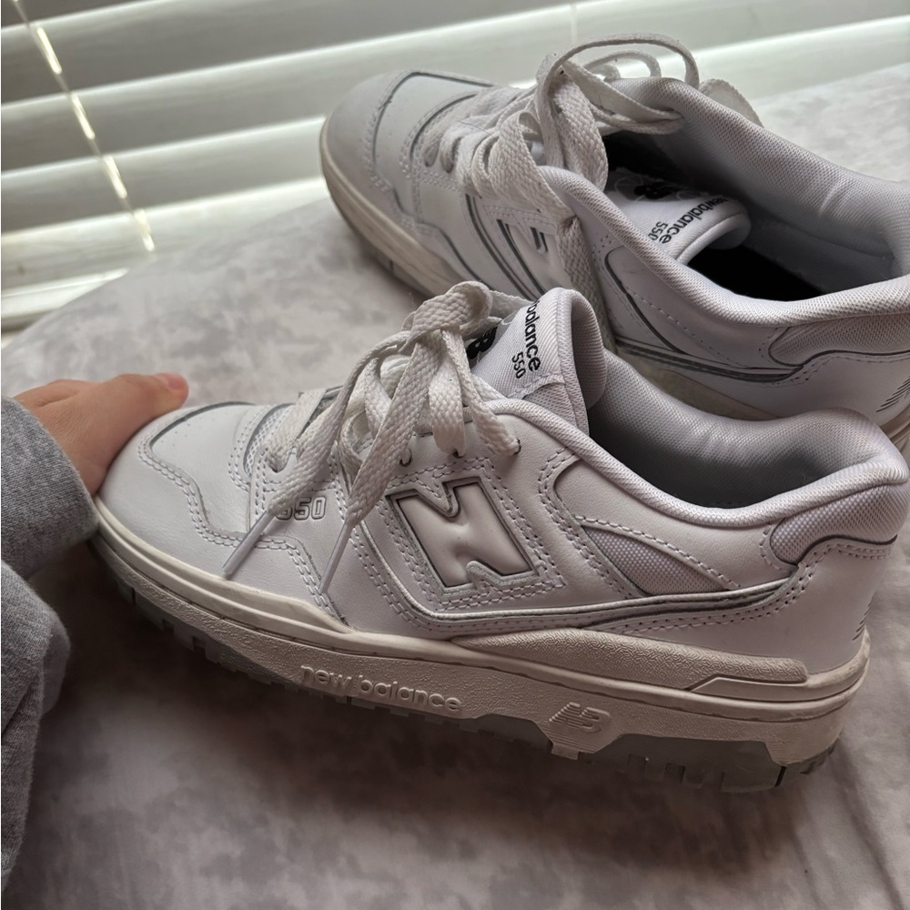 New balance 550 grey/white size 4 big kids